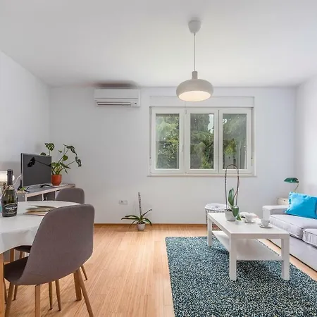Apartamento Orchis With Balcony